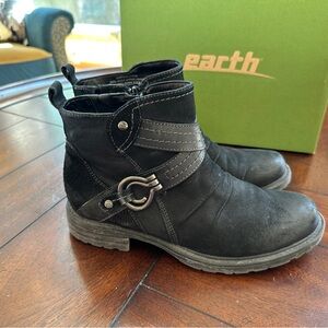 Earth footwear laurel Black Leather Boots